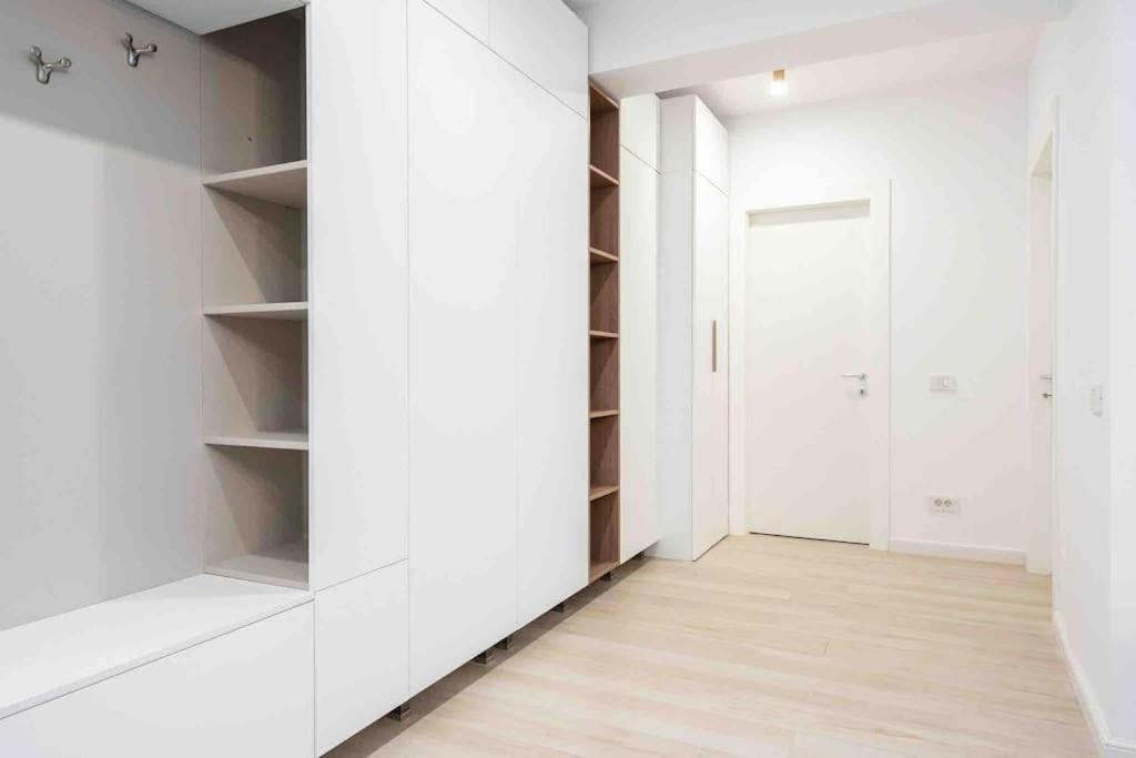 Blue Velvet Apartment Букурещ Екстериор снимка