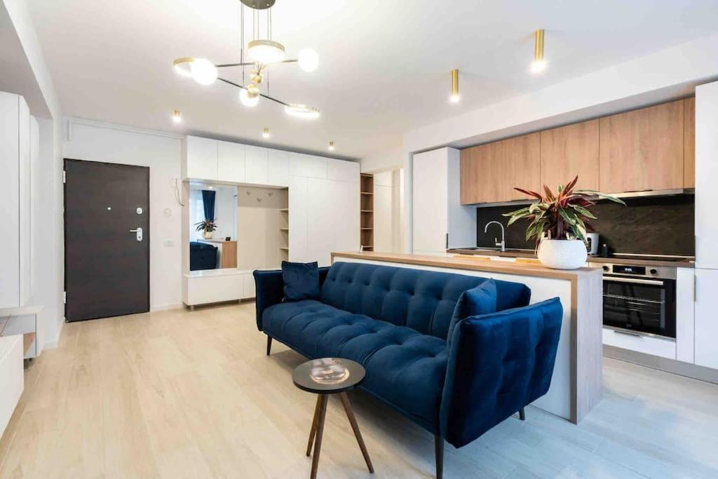 Blue Velvet Apartment Букурещ Екстериор снимка