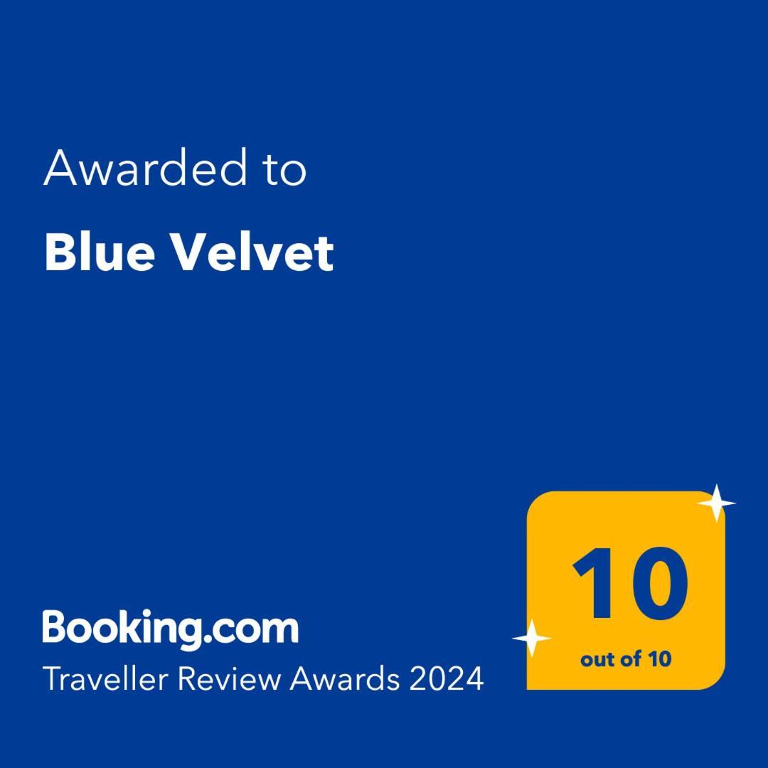 Blue Velvet Apartment Букурещ Екстериор снимка